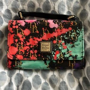 Dooney & Bourke wallet/clutch